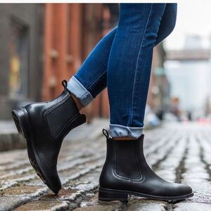 Thursday Boot Co. Duchess Chelsea Boot